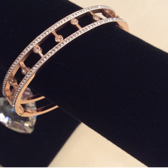 CZ Bangle - Picture 2 of 6